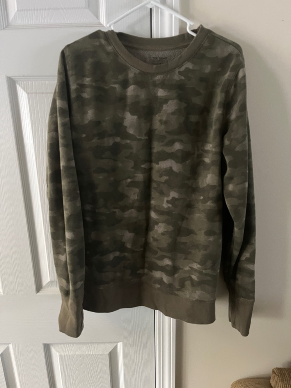 Tek Gear Olive Camo Crewneck Pullover